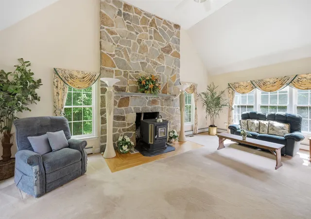 4th image of 7 Mankill Brook Rd, Plaistow, NH 03865 | MLS# 5094831