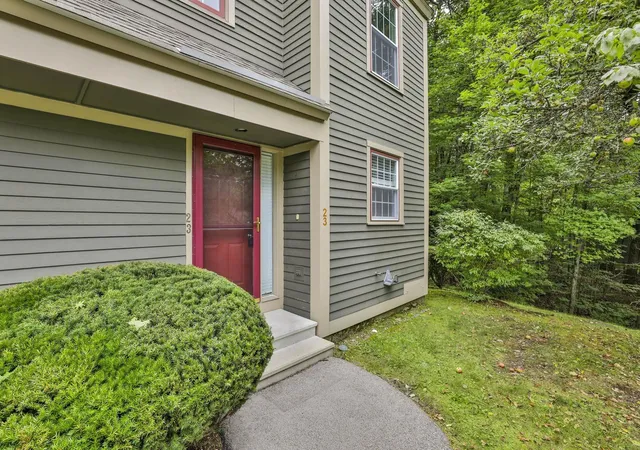 Homes for sale in Hooksett, NH | 1465 Hooksett Rd #23, Hooksett, NH 03106 | MLS# 5094842