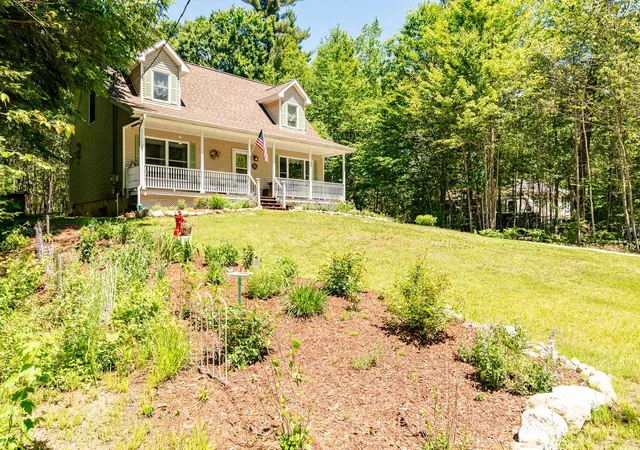 Homes for sale in Middleton, NH | 11 Spruce Rd, Middleton, NH 03887 | MLS# 5094844