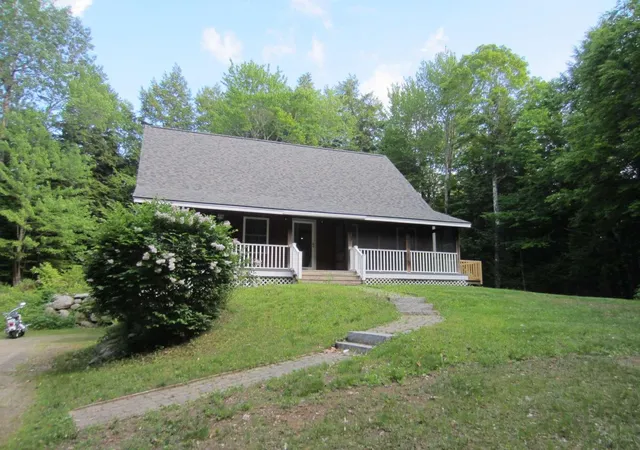 Homes for sale in Bridgewater, NH | 114 Ledgewood Ter, Bridgewater, NH 03222 | MLS# 5094847