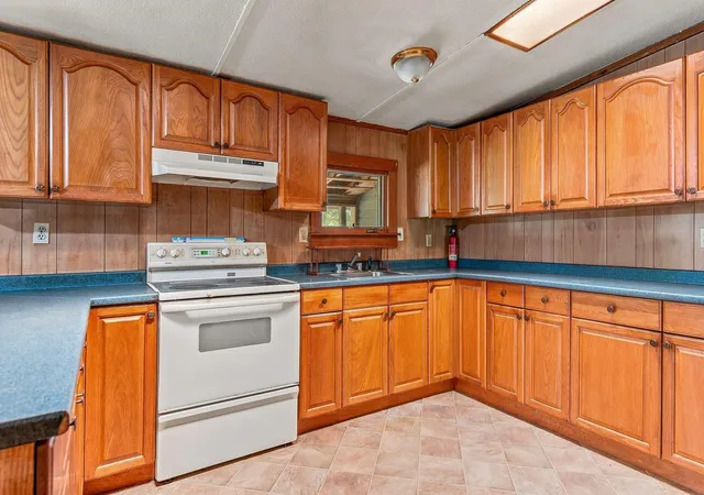 Photo 3 of Single family home for sale at 99 Pine Ridge Rd, Middleton, NH 03887 | MLS# 5094855 | Listing updated on 2026-06-21
