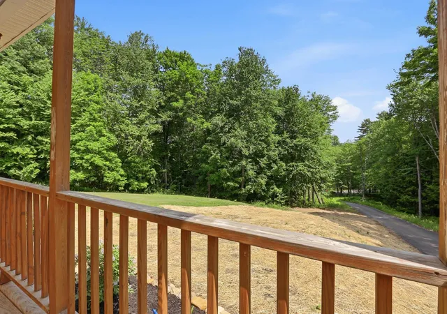 Homes for sale in Epsom, NH | 19 Meadow Lark Ln, Epsom, NH 03234 | MLS# 5094857