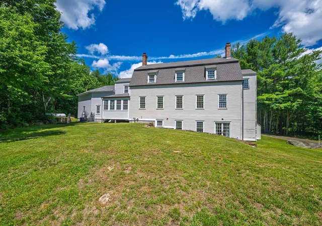 Homes for sale in New London, NH | 1502 King Hill Rd, New London, NH 03257 | MLS# 5094882