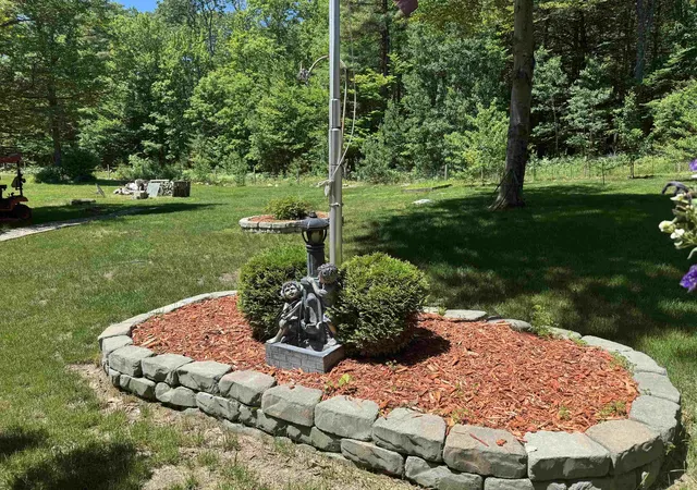 Photo 2 of Single family home for sale at 14 Elm St Ext, Ossipee, NH 03864 | MLS# 5094887 | Listing updated on 2026-06-24