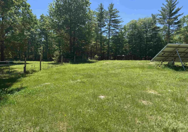 Photo 4 of Single family home for sale at 14 Elm St Ext, Ossipee, NH 03864 | MLS# 5094887 | Listing updated on 2026-06-24