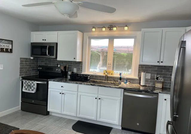 Photo 2 of Single family home for sale at 76 Woodside Dr, Bristol, NH 03222 | MLS# 5094912 | Listing updated on 2026-07-11