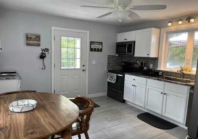 Photo 3 of Single family home for sale at 76 Woodside Dr, Bristol, NH 03222 | MLS# 5094912 | Listing updated on 2026-07-11