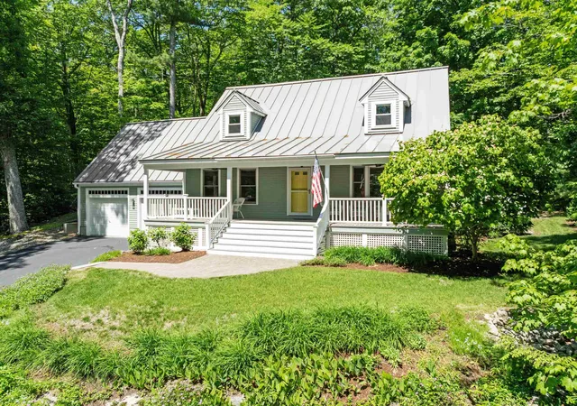 Photo 1 of Single family home for sale at 5 Lloyd Rd, Wolfeboro, NH 03894 | MLS# 5094938 | Listing updated on 2026-06-22