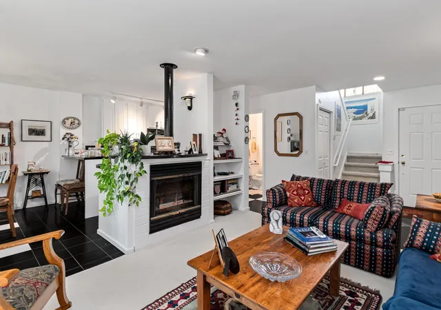 4th image of 26 Lake Forest Dr, Burlington, VT 05401 | MLS# 5094941