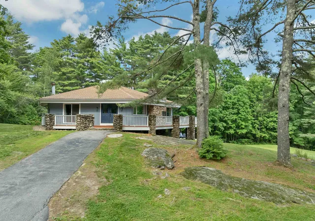 Homes for sale in Meredith, NH | 71 Winona Rd, Meredith, NH 03253 | MLS# 5094968