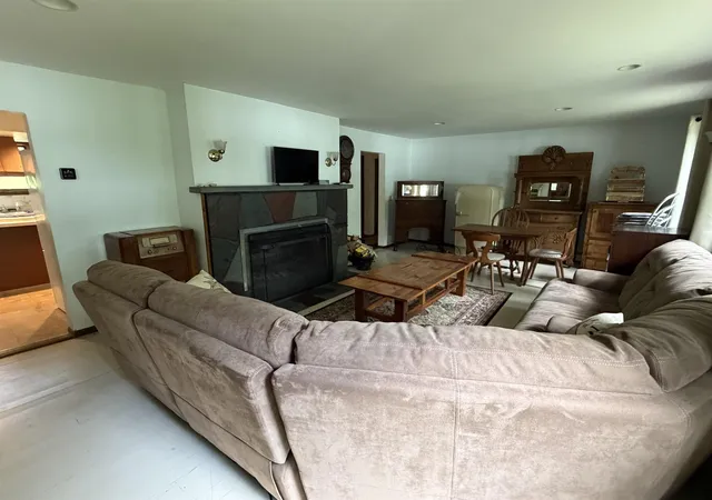 Homes for sale in Sudbury, VT | 146 Lake Hortonia Rd, Sudbury, VT 05733 | MLS# 5094973