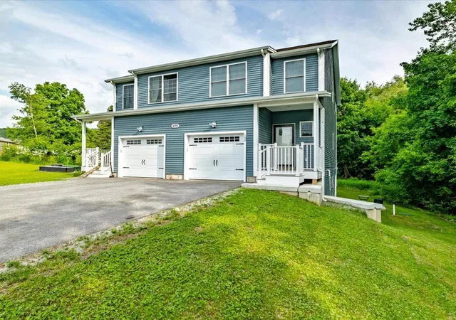 2nd image of 498 Fairfax St #102, St. Albans Town, VT 05478 | MLS# 5094988