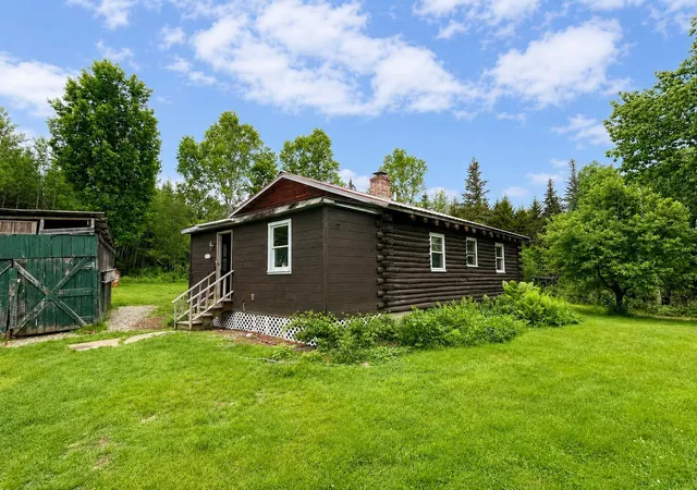 Photo 2 of Single family home for sale at 204 Chickwolnepy Rd, Milan, NH 03588 | MLS# 5094989 | Listing updated on 2026-08-31