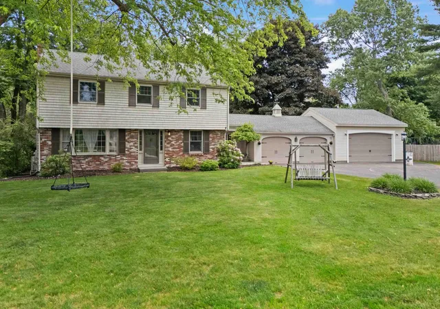 52nd image of 13 William Cir, Stratham, NH 03885 | MLS# 5094990