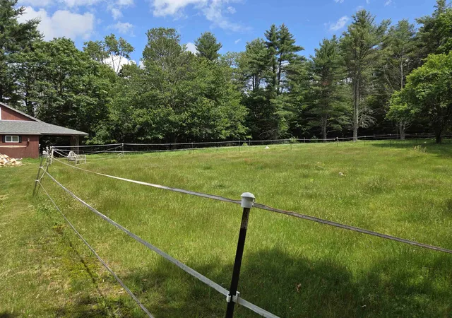5th image of 310 Cross Hill Rd, Wilmot, NH 03287 | MLS# 5095005