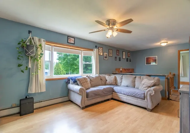 3rd image of 115 Scottsdale Rd, Newport, VT 05855 | MLS# 5095010