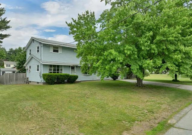 Homes for sale in Pembroke, NH | 15 Fairview Ave, Pembroke, NH 03275 | MLS# 5095039