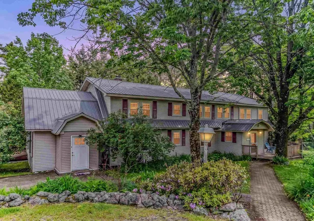 Photo 1 of Single family home for sale at 3310 Main St, Bethlehem, NH 03574 | MLS# 5095042 | Listing updated on 2026-07-02