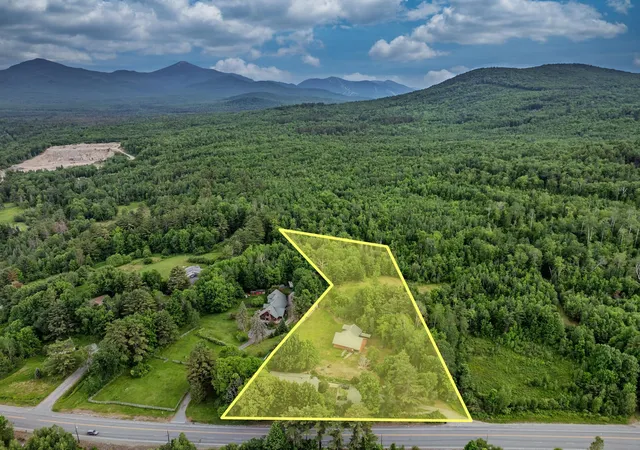 Photo 2 of Single family home for sale at 3310 Main St, Bethlehem, NH 03574 | MLS# 5095042 | Listing updated on 2026-07-02