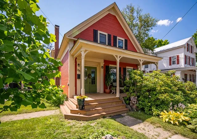 1st image of 188 Central St, Northfield, VT 05663 | MLS# 5095047
