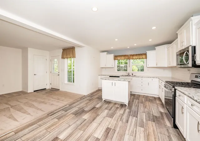 3rd image of 9 Wiscasset St, Berwick, ME 03901 | MLS# 5095060