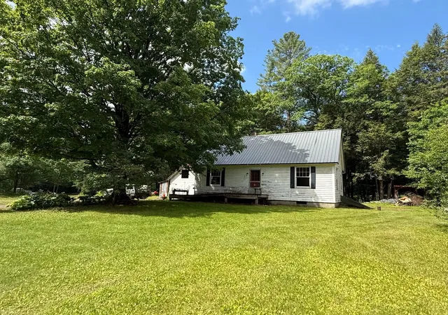 Homes for sale in Newfane, VT | 373 Vermont Route 30, Newfane, VT 05345 | MLS# 5095065