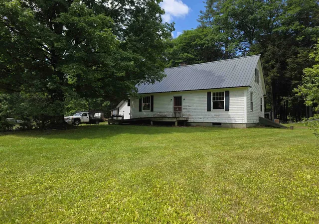 Homes for sale in Newfane, VT | 373 Vermont Route 30, Newfane, VT 05345 | MLS# 5095065