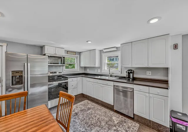4th image of 59 Bishop St, Littleton, NH 03561 | MLS# 5095067