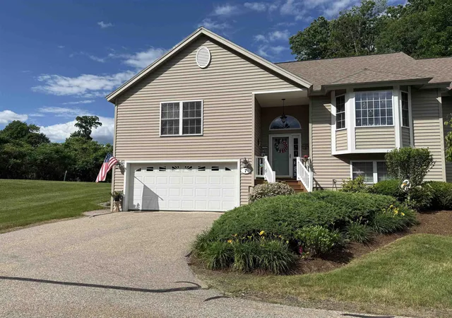 1st image of 7 Maplevale Rd, East Kingston, NH 03827 | MLS# 5095068