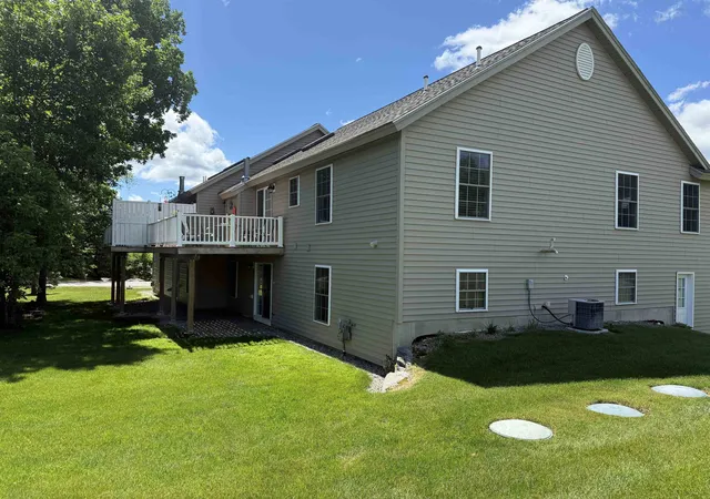 3rd image of 7 Maplevale Rd, East Kingston, NH 03827 | MLS# 5095068