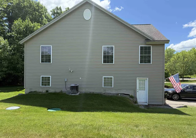 5th image of 7 Maplevale Rd, East Kingston, NH 03827 | MLS# 5095068