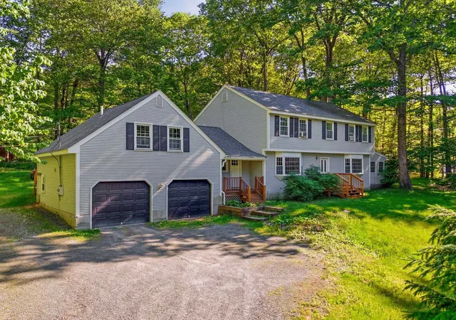 Homes for sale in Hanover, NH | 25 Pinneo Hill Rd, Hanover, NH 03755 | MLS# 5095082