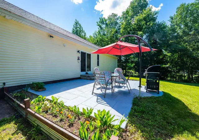 4th image of 60 Anderson Ln, Rochester, NH 03867 | MLS# 5095115