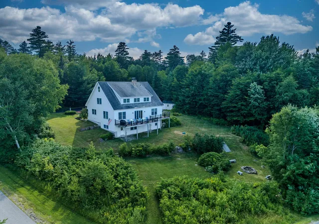 3rd image of 11 Loft Cir, Campton, NH 03223 | MLS# 5095123