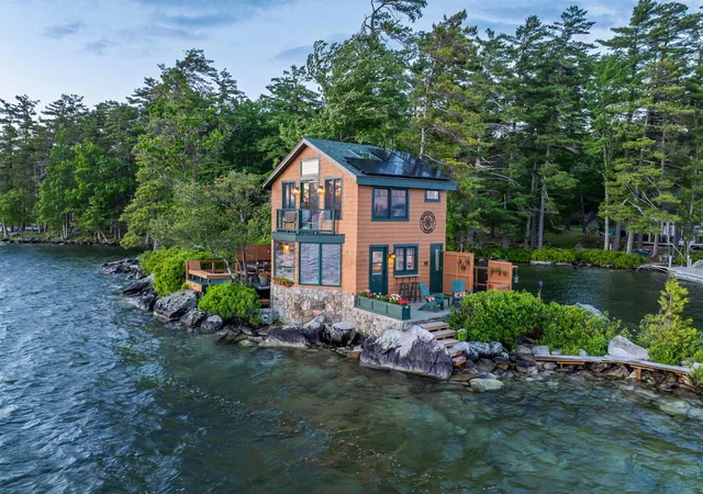 Photo 2 of Single family home for sale at 1 Windswept Is, Mirror Lake, NH 03853 | MLS# 5095126 | Listing updated on 2026-09-29