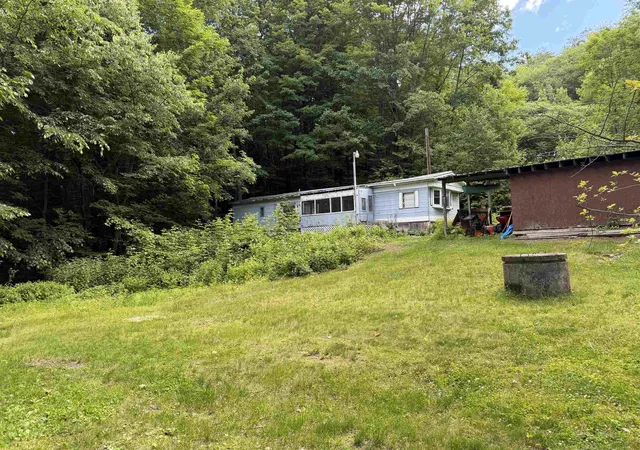 Homes for sale in Haverhill, NH | 66d Oak Ridge Park, Haverhill, NH 03774 | MLS# 5095127