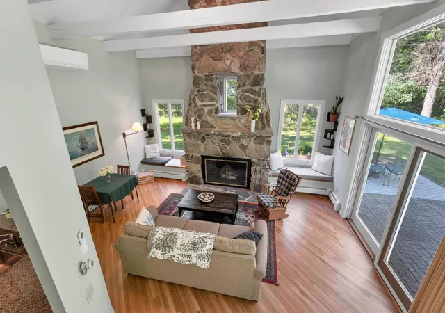 5th image of 4 Farmhouse Ln, Wolfeboro, NH 03894 | MLS# 5095131