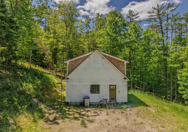 Homes for sale in Lyman, NH | 64 Beaver Pond Rd, Lyman, NH 03585 | MLS# 5095136
