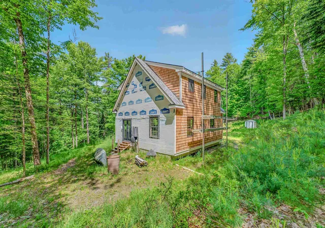 Homes for sale in Lyman, NH | 64 Beaver Pond Rd, Lyman, NH 03585 | MLS# 5095136