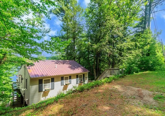 Homes for sale in Gilmanton, NH | 326 Hemlock Dr, Gilmanton, NH 03237 | MLS# 5095137