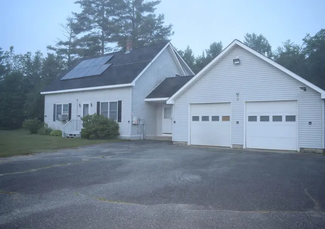 3rd image of 14 Cloutier Rd, Northumberland, NH 03584 | MLS# 5095142