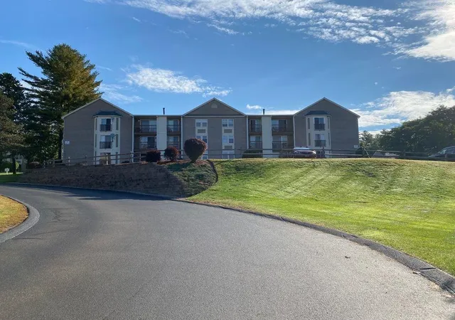 Homes for sale in Nashua, NH | 184 Cannongate Iii Rd #184, Nashua, NH 03063 | MLS# 5095154