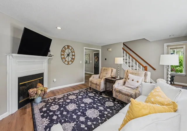 3rd image of 3 Salisbury Rd, Nashua, NH 03064 | MLS# 5095157