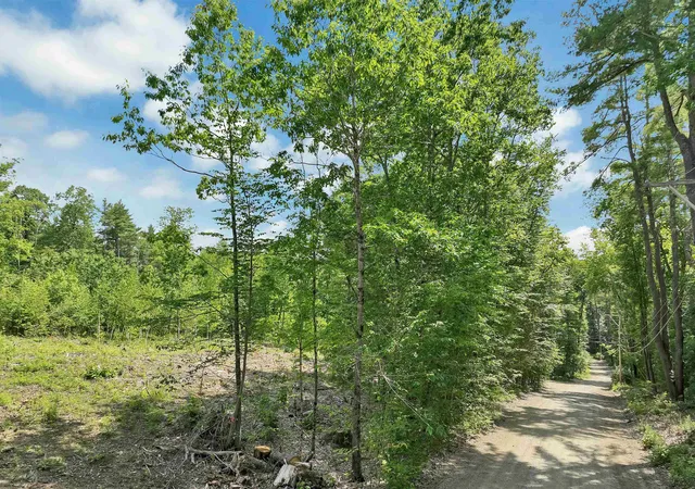 Homes for sale in Barnstead, NH | 40 Lowden Rd, Barnstead, NH 03225 | MLS# 5095159