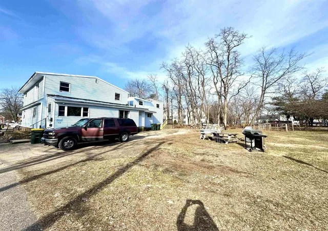 3rd image of 31-33 Howard St, Laconia, NH 03246 | MLS# 5095164