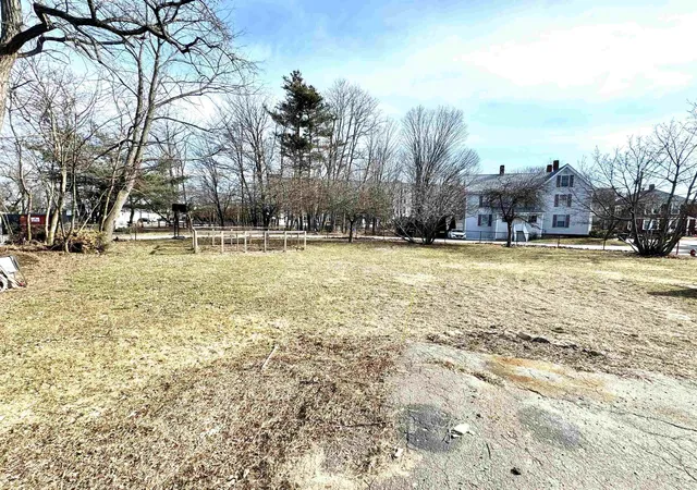 5th image of 31-33 Howard St, Laconia, NH 03246 | MLS# 5095164