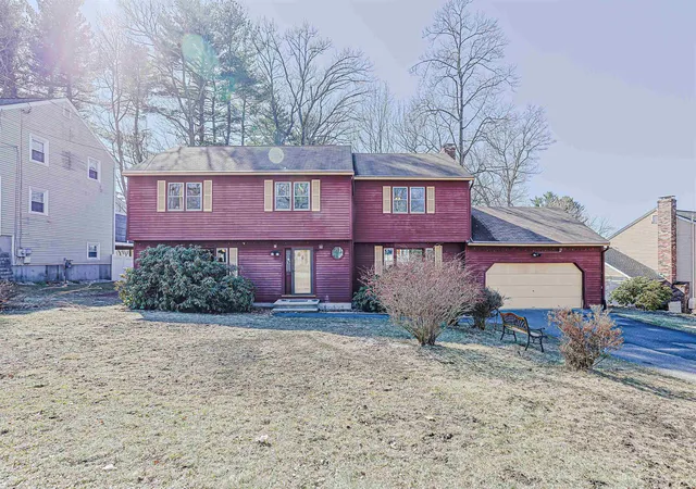Homes for sale in Nashua, NH | 21 Clearview Dr, Nashua, NH 03062 | MLS# 5095165