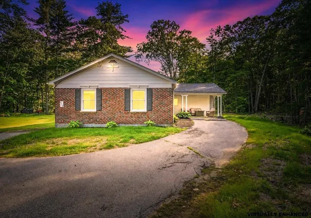 1st image of 319 Windham Rd, Pelham, NH 03076 | MLS# 5095181