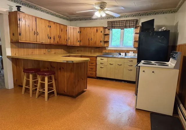 3rd image of 159 Stone Rd, South Ryegate, VT 05069 | MLS# 5095189
