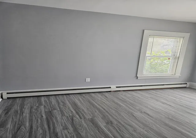 2nd image of 637 Harvard St, Manchester, NH 03103 | MLS# 5095199